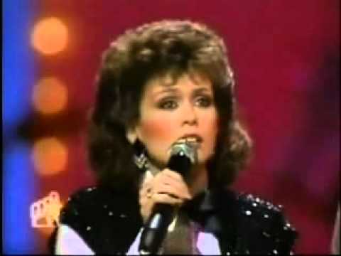 Marie Osmond Dan Seals Meet Me in Montana Awards Show