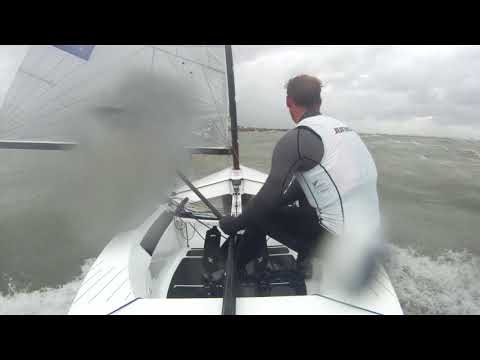 Josh Junior wins the medal race at the 2018 Finn Europeans in Cádiz