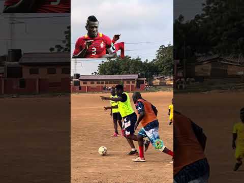 OUR FOOTBALL ICON ASAMOAH STILL GOT IT 🫡  He was spotted at Bawaleshie Park for Monday Stars
