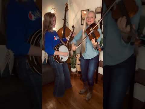 Hillary Klug -Brenna Mc Millan (Old Joe Clark)