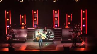 Scotty McCreery singing something more Zanesville Ohio 2/13/16 ending of concert