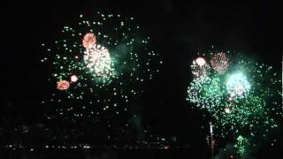 preview picture of video '熱海海上花火大会（平成２２年８月５日） Atami Fireworks Festival'