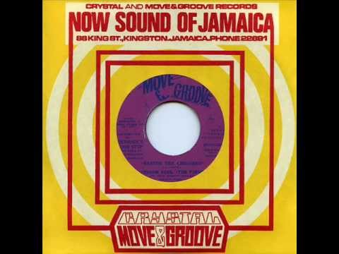 Junior Murvin (Junior Soul) - Rescue The Children - (Move & Groove / Dub Store Rcds. - DSR-DH7-036)
