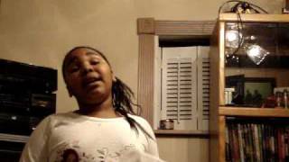 Andrea J. 9 years old singing 