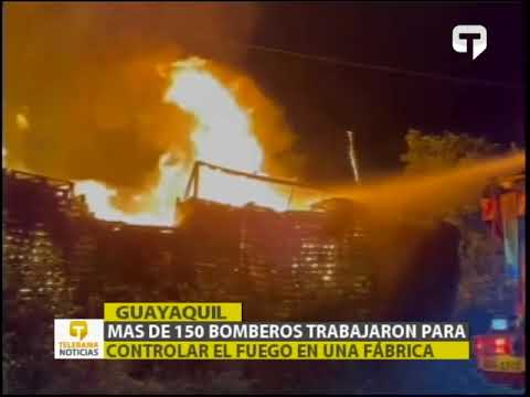 Más de 150 bomberos trabajaron para controlar el fuego de una fábrica