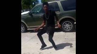 Alkaline - Wait Yuh Turn ft. CraigBlackEagle freestyling BlackEagles Steps