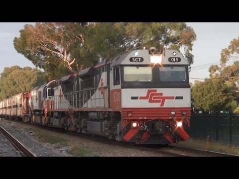 SCT 6MP9 passing Chidda Train Station with Horn Show
