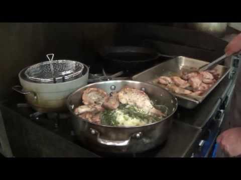 download lagu mp3 mp4 Dinner Bloomington, download lagu Dinner Bloomington gratis, unduh video klip Dinner Bloomington