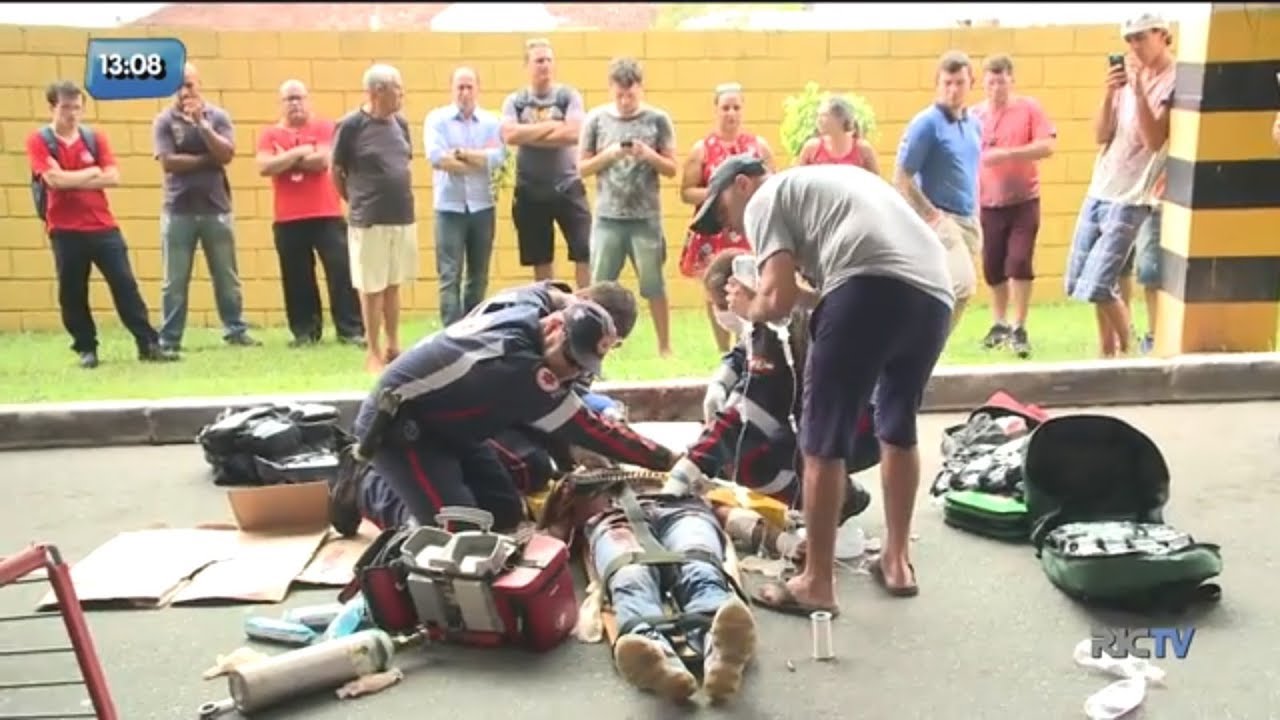 Bandido morre em tiroteio durante assalto