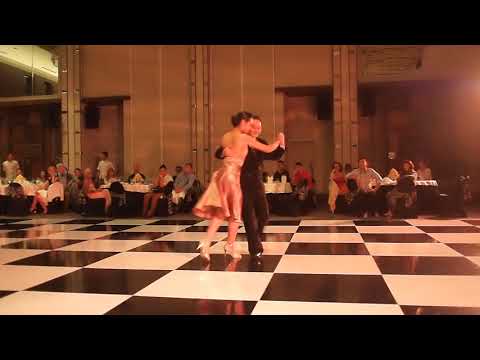 Jino y Yuni Tango in Paradise, Bali 2015