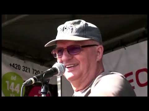 Ivan Hajniš & The New Blues band, speciální host Arturo Soriano. CZE, SWE, ESP.