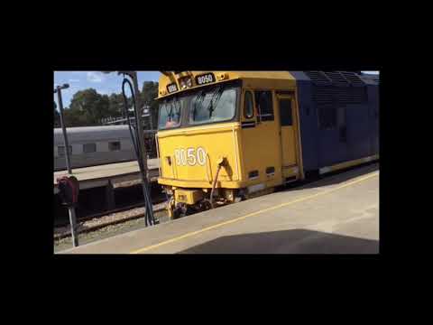 Railway crossing at  leader street as 2014