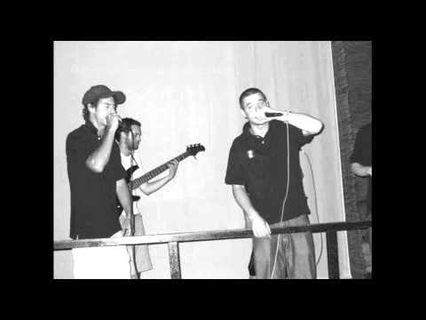 Szimat ft. Fura - Agyatlan