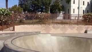 preview picture of video 'Tour of Whittier Skatepark, Whittier, CA'