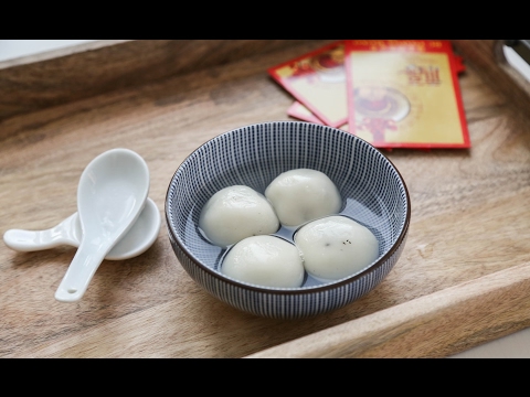 How to Make Black Sesame Tang Yuan | Chinese Glutinous Rice Balls 黑芝麻湯圓 (Recipe)