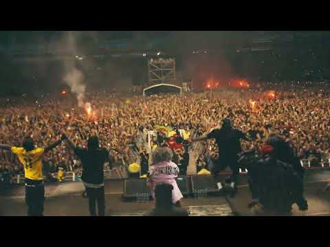 Slay Squad x Limp Bizkit Performs "Break Stuff" in Brazil