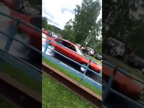 Plymouth satellite 1971 383hp 4-speed burnout