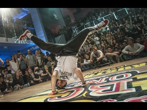 Valo vs Smiley Face | Red Bull BC One Austria Cypher 2015