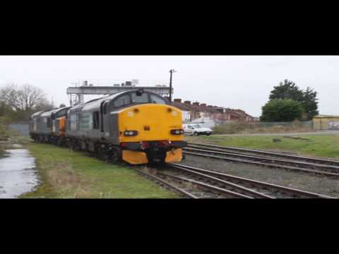 Triple Header Tractor Thrash Action!! | Bridgwater Flask | Thurs 22nd Nov 2012