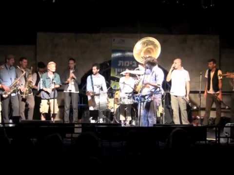 Perry Robinson (clarinet) with Marshdondurma at Tzvat Klezmer Festival 2011
