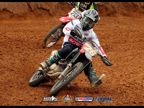 Disputa entre Nacional e Importada na Corrida da Junior no Velocross - Final 2021