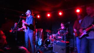 Bronze Radio Return  perform &quot;Blurry Eyed Worries&quot;