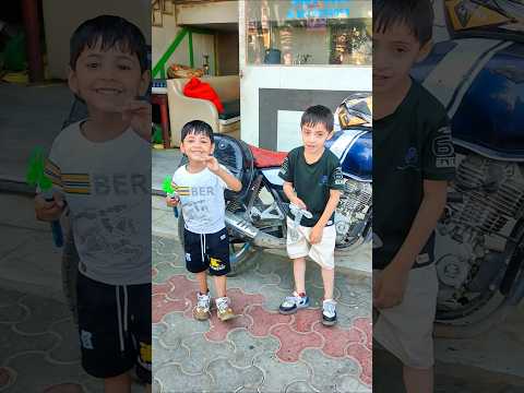 Uzair Or Samad Ne Bubble Ke Sath Enjoy Kiya 😁💯❤️ #shorts #trending #funny #uzairandsamad