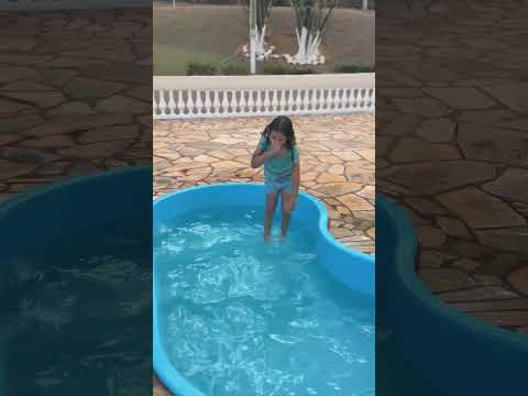 BABY THREW HIMSELF INTO THE POOL 😂❤️🤽‍♂️ #shorts