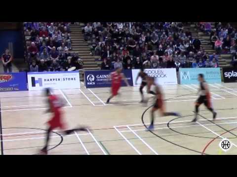 Brendan Okoronkwo's Anklebreaker Leaves Defender Calling for Sub! Worthing Thunder vs Reading