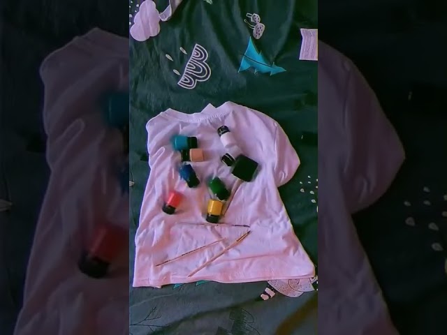 Vídeo relacionado con Cosas más extrañas Eddie Munson Hellfire Club Camiseta