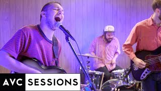 Ne-Hi performs “Stay Young”