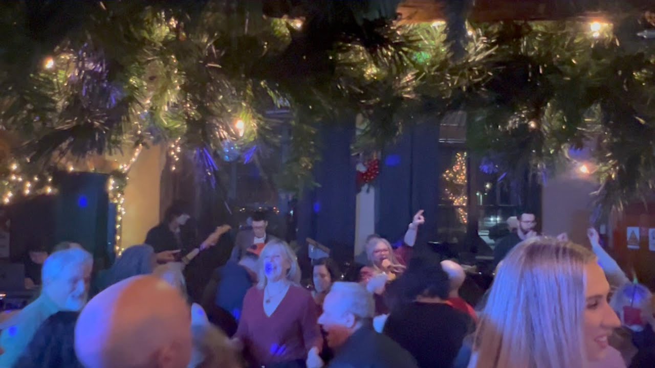 Promotional video thumbnail 6 for The Saratogas