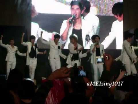 ZE:A Live in Manila (Market! Market!)_7