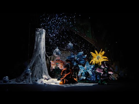 YELLOW黃宣 - 翅膀和泥土 Wings & Dirt (Official Music Video)