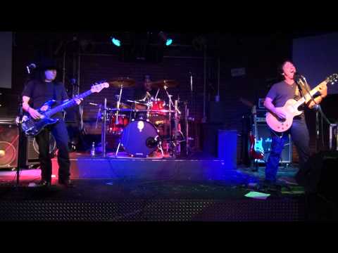 Cavernous Groove (5) May 24 2014