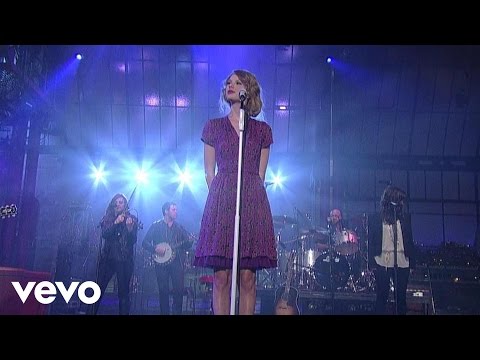 Taylor Swift – Love Story (Live on Letterman)