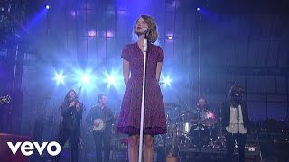 Taylor Swift - Love Story (Live on Letterman)