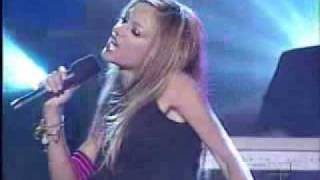 Paulina Rubio - Undeniable(live)