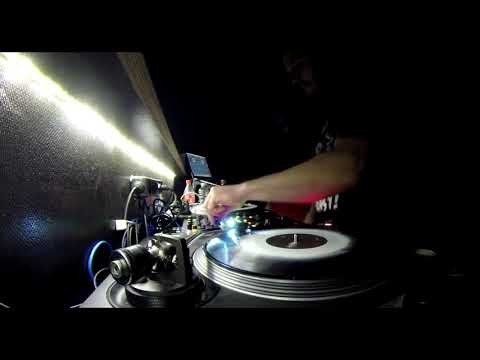Get Down Velvet Frankfurt 05.01.2018 mit DJ Menelik und DJ Elo-G