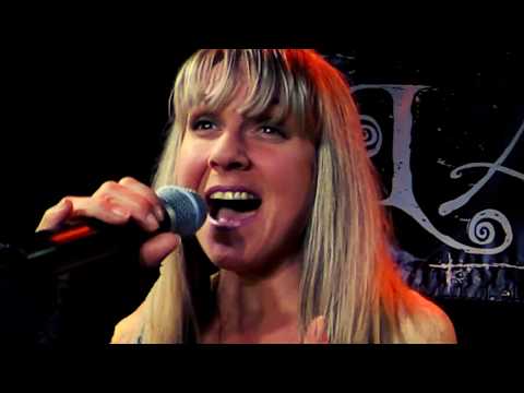 LALENA mit dem Song "Gegen den Strom"