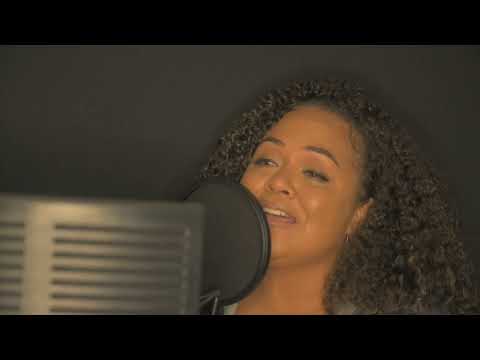 Seniyasikula - Veitawasei Feat. Natalie Raikadroka (Official Video)