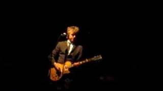 Crowded House - Whispers and moans (Melbourne)