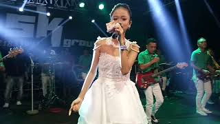 Download lagu Sk amanda#  cinta pertama mp3