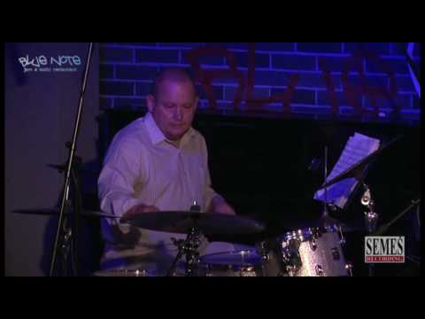 Jonathan Crossley Band: Live in Blue Note