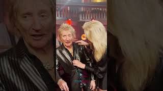 Rod Stewart and his wife dancing at his concert❤️#rodstewart #rodstewartsongs #legend #wife #pop#90s