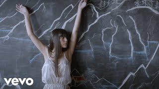 Burhan G - Ikke I Nat, Ikke Endnu