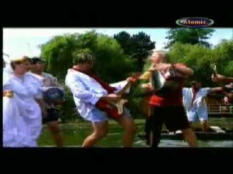 Spitalul de Urgenta   [Bici my mother  2001]