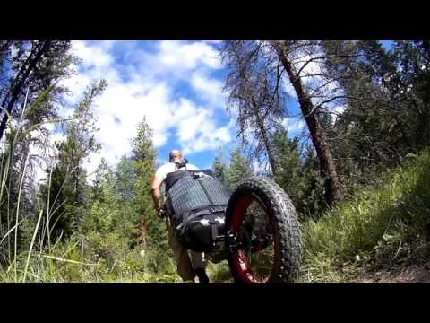 Monowalker Fatmate - a hiking trailer for hikers and adventurer