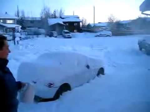 Sa shpejte ngrihet uji i nxehte ne temperaturen -30° C