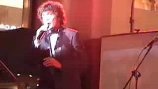 JONATHAN BADON sings 'Autumn Leaves' for Bocelli's Albun Launching in Manila